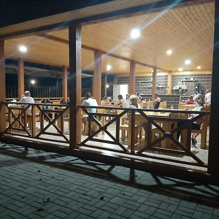 Al Mare Hotel 피준다 외부 사진